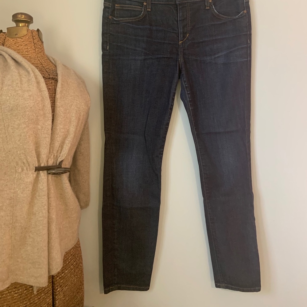 NWOT tags skinny ankle Joe’s jeans.